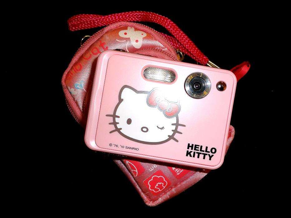 Máquina Fotográfica Digital Hello Kitty