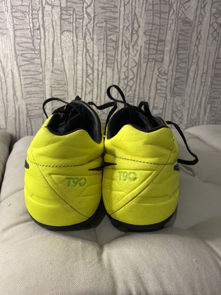 Бутси Nike T90 44р