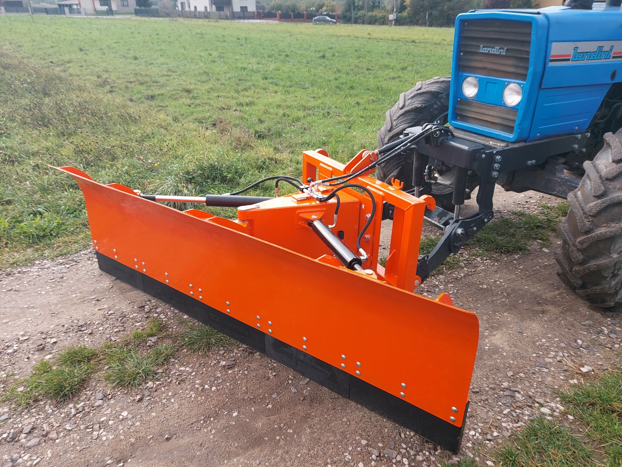 Pług do śniegu prosty hydrauliczny do traktora TUZ/EURO