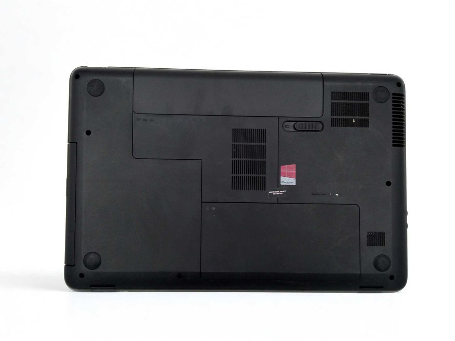 Laptop do domu HP 250 15,6" HD i5 16GB 240SSD W11 GW FV