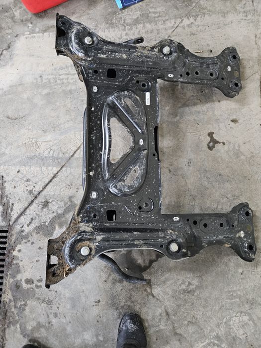 Audi q4 e-tron балка підрамник 1EA199315J