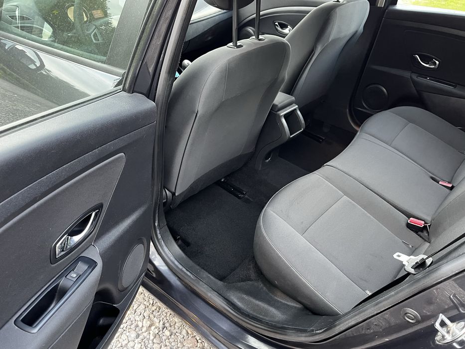 Renualt Megane III 1.5dci NAVI alufelgi klimatronik ZADBANY OPŁACONY