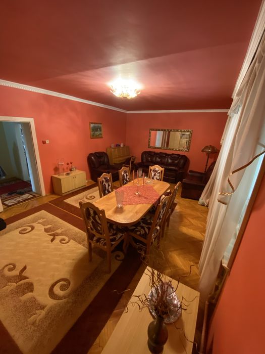 Продам будинок у передмісті Берегова