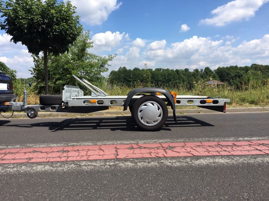 wypożyczalnia wynajem przyczep motocykli transport skrzynia przyczepki