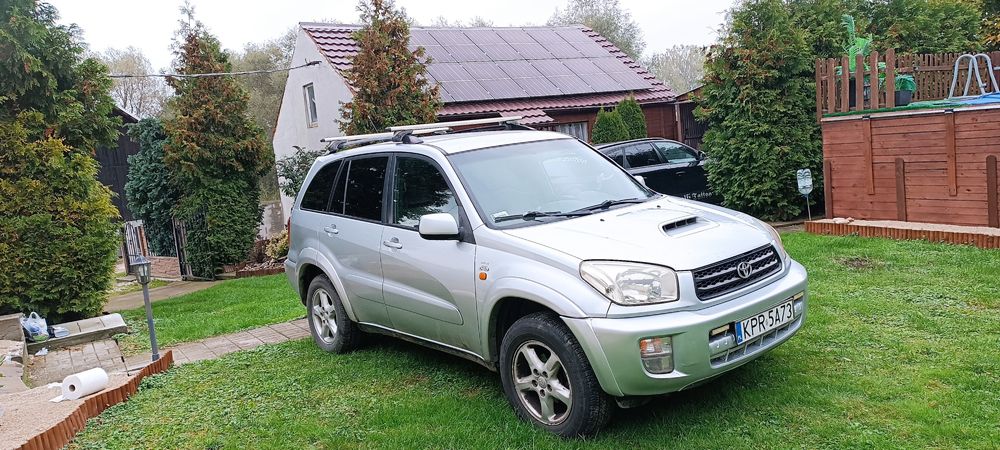 Toyota RAV4 terenowa