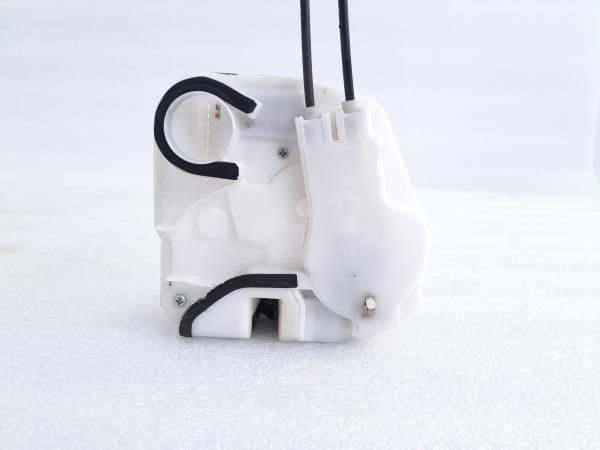 Fechadura / fecho porta trás esquerdo MITSUBISHI ASX (GA_W_)