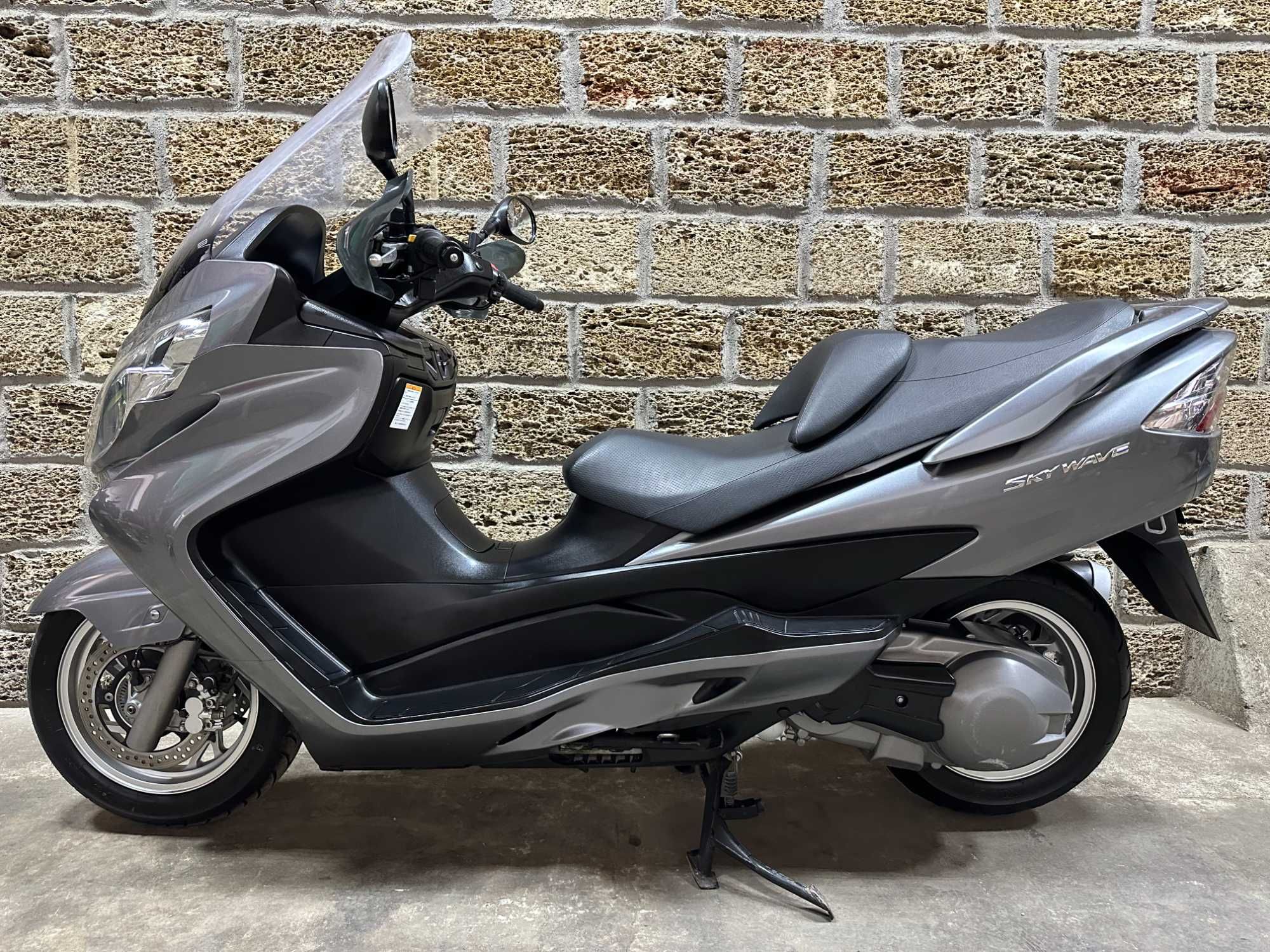 Скайвей 400 Suzuki Skywave 400 ABS Скайвэй из Японии