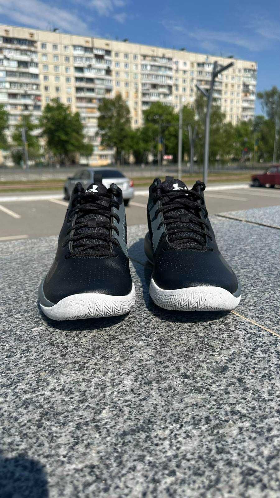 Under Armour LockDown 5