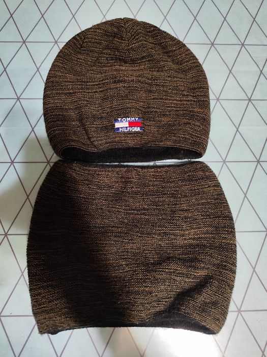 Набор шапка и снуд