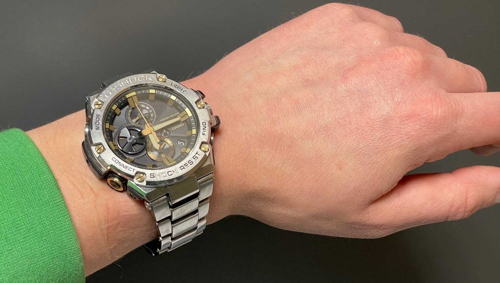 Zegarek Casio G-SHOCK GST-B100D G-Steel Solar Bluetooth