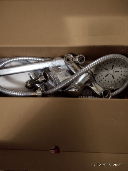 Продам кран в ванную