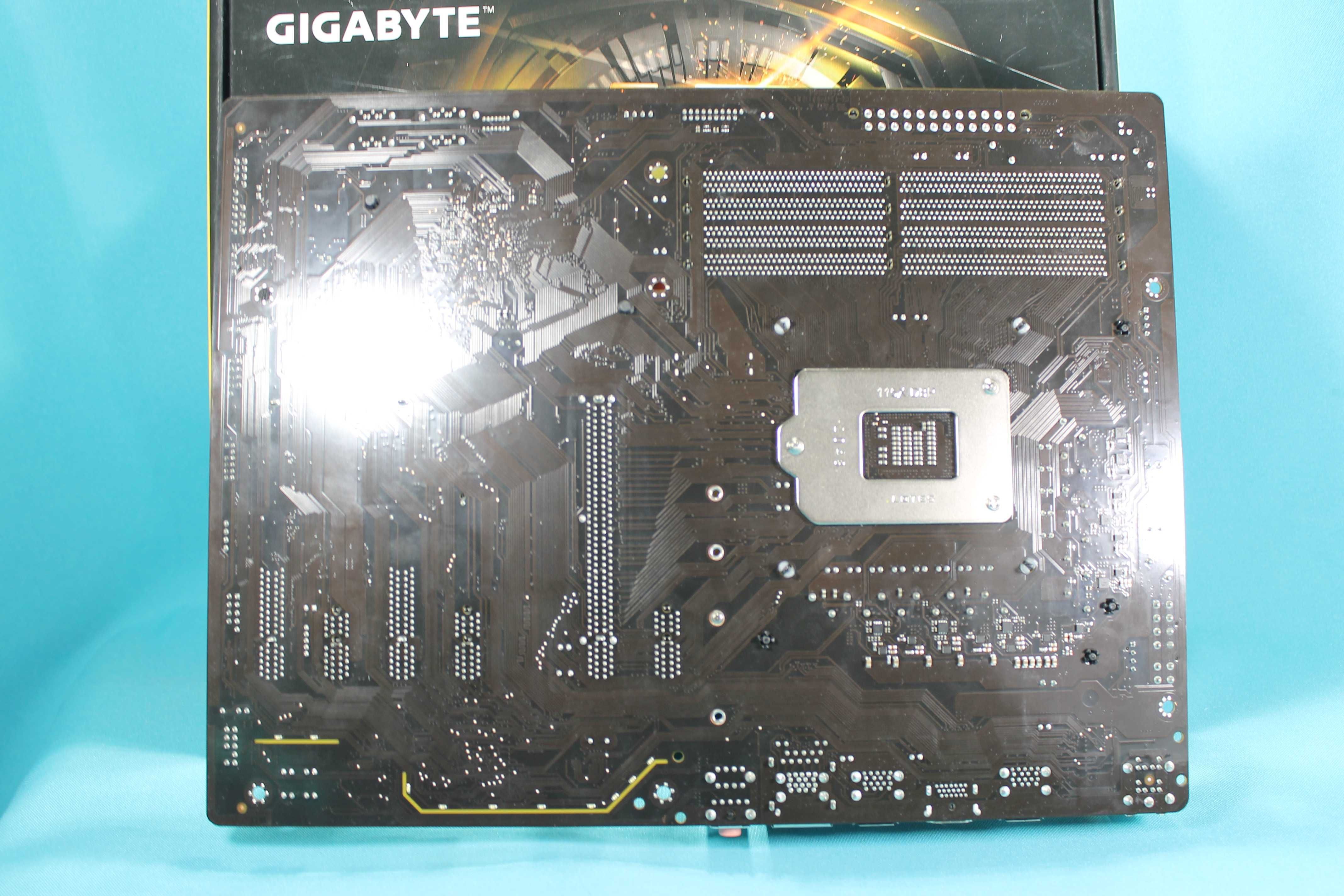 Материнская плата GIGABYTE Z390 UD(под ремонт)+CPU Pentium Gold 5420.