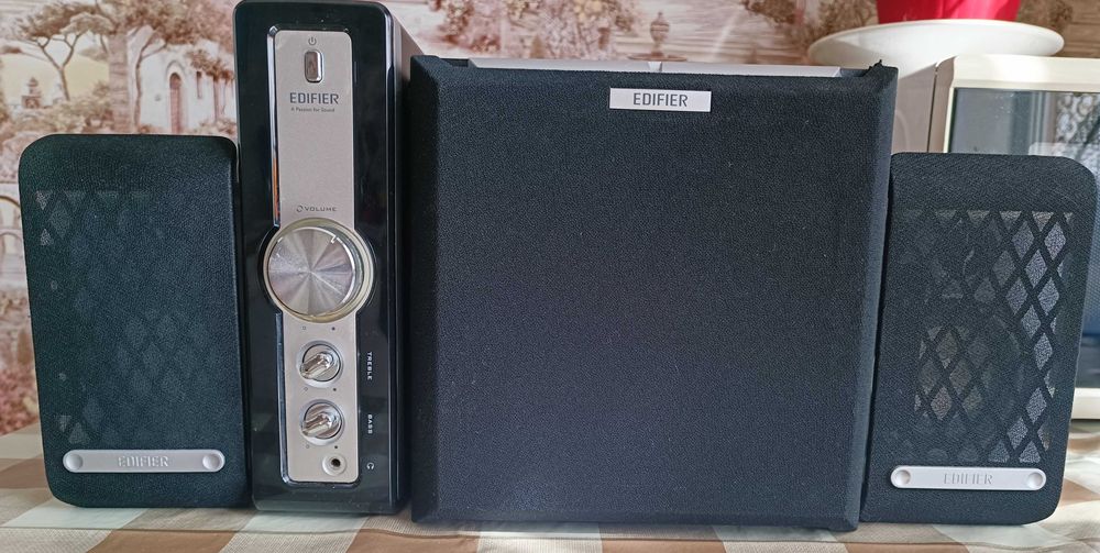 Акустична система Edifier C11