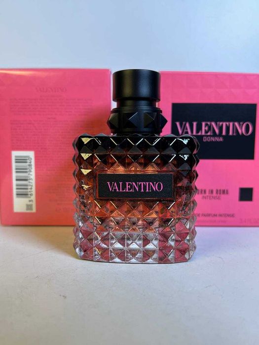 Парфумована вода Valentino Born in Roma Donna Intense