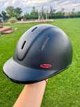 Kask jeździecki rozmiar M 55-58