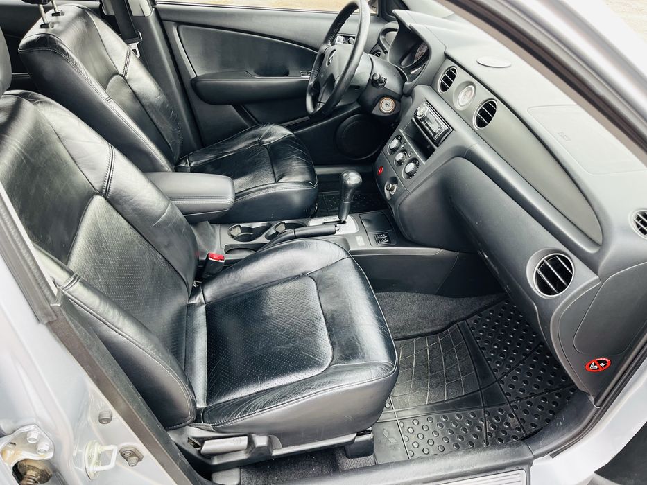 Mitsubishi Outlander 2006