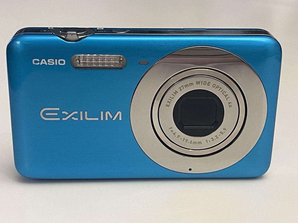 Цифрова фотокамера CASIO EXILIM EX-Z800