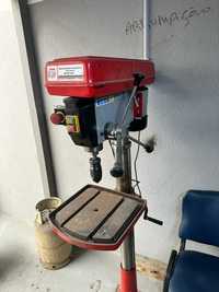 Engenho de Furar Holzmann SB 3116RHN 220v (Excelente Estado)