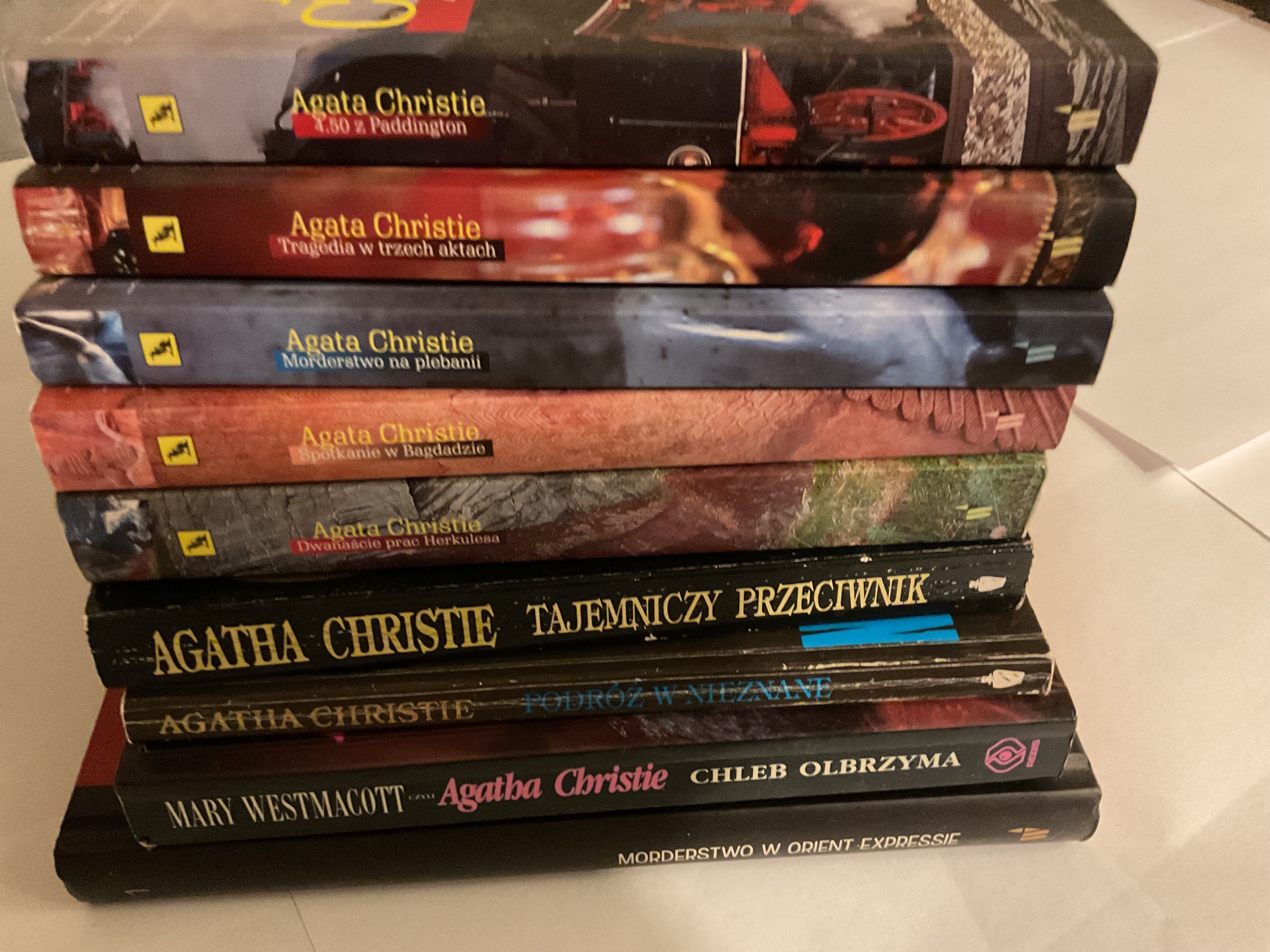9 x Agata Christie, Chleb olbrzyma, Morderstwo w Orient Expressie,