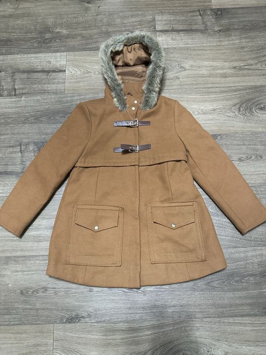 Стильна жіноча куртка F&F з капюшоном і хутром | тепла осіння