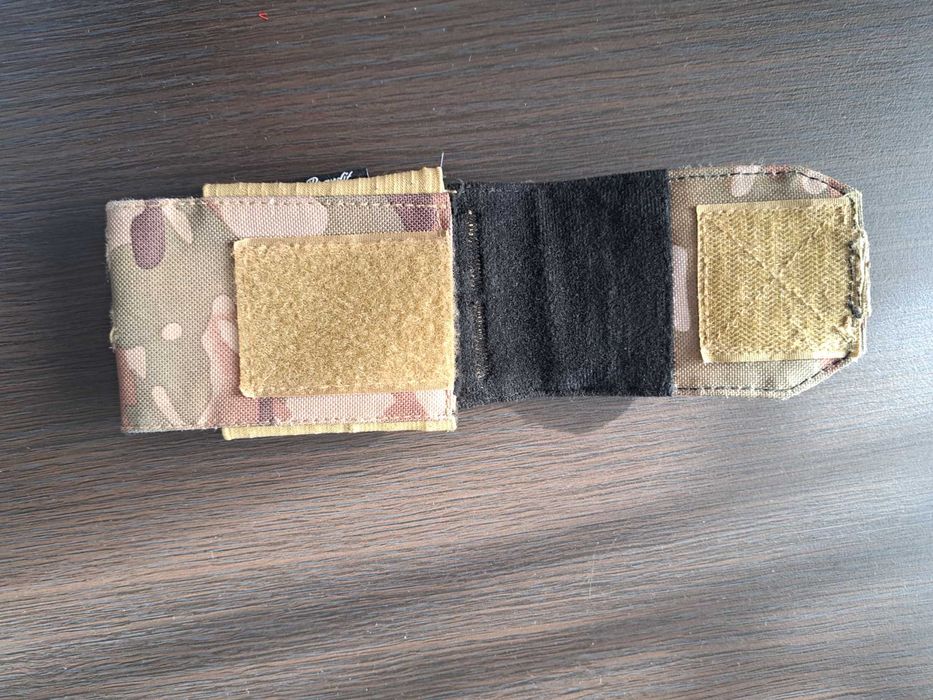Etui na telefon Brandit