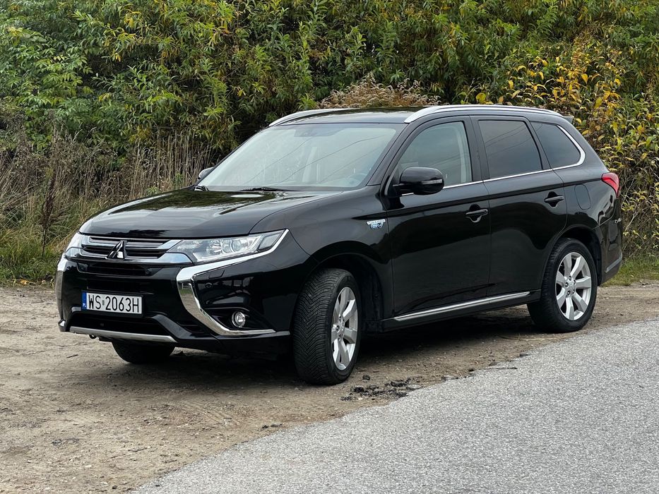 Mitsubishi Outlander PHEV – Bezwypadkowy, Niezawodny i Dynamiczny SUV - Faktura VAT 23%
