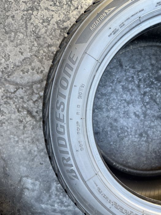 Топова шина‼️Bridgestone Blizzak lm-32 94Н 225/50 r17 7.4мм 2023рік