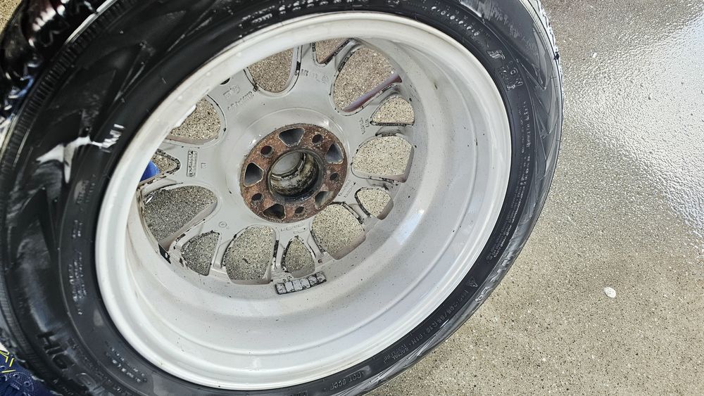 Piękne felgi Anzio 16'  5x108 + opony zimowe Nokian WP D4 205/55 R16