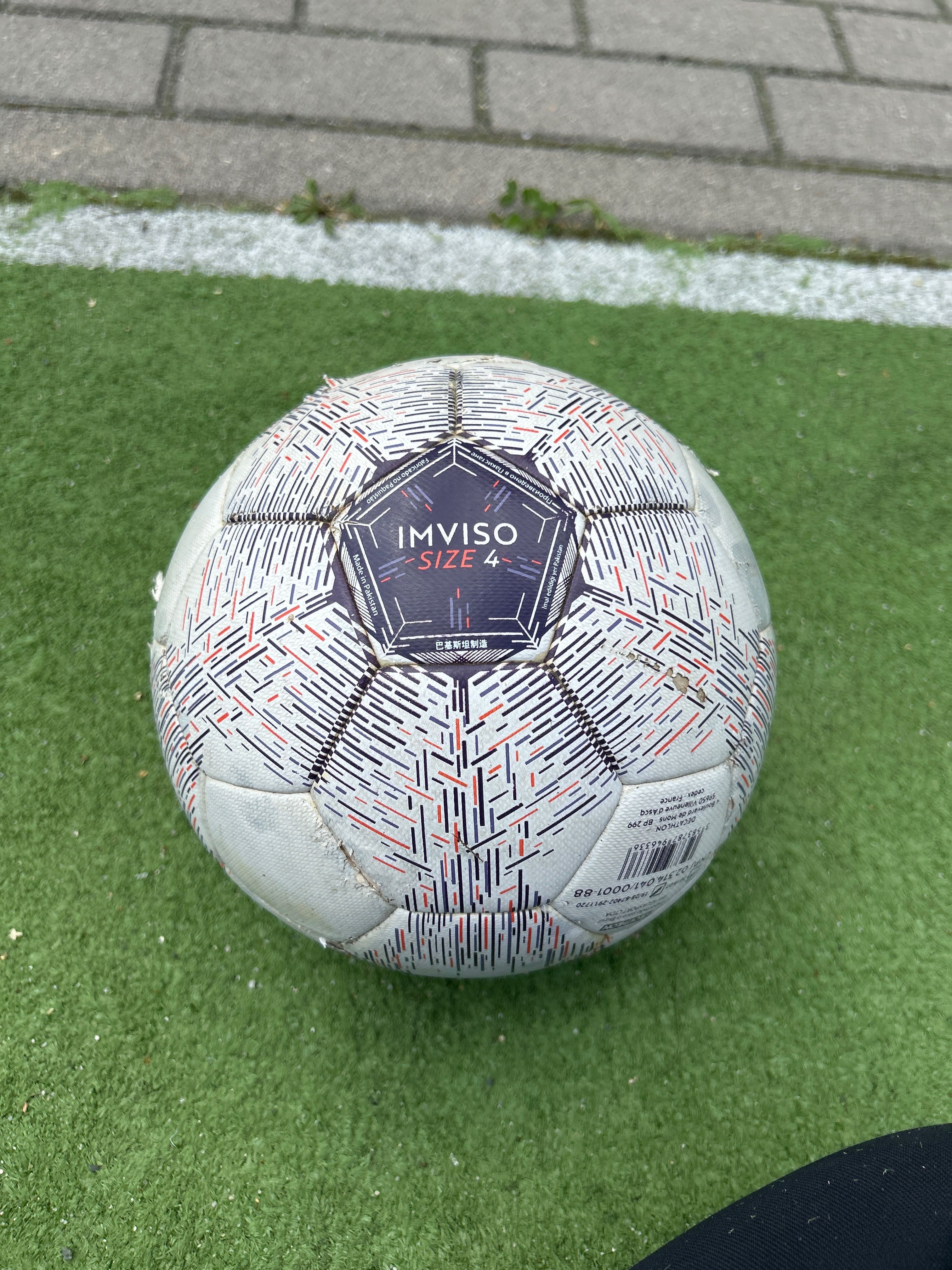 Piłka futsalowa IMVISO Size 4 – używana