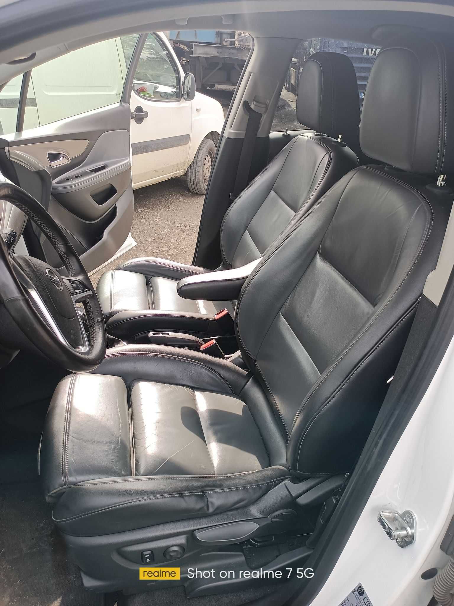 Sprzedam Opel Mokka  Cosmo S&S, SUV 2013r