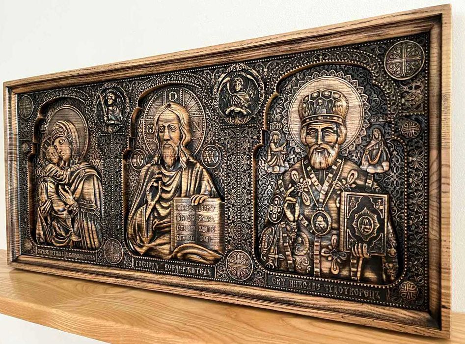 Ікона з дерева трійник Спаситель, Пр.Богородиця та Св.Микола 60х28 см