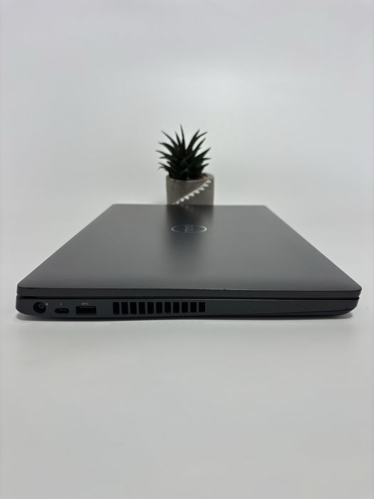 Dell Precision 3540 з відеокартою AMD