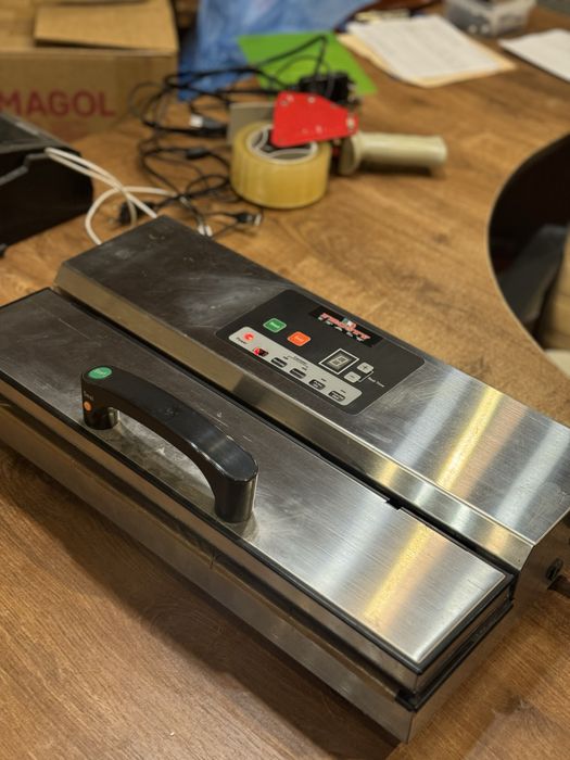 Професійний ручний вакууматор FROSTY