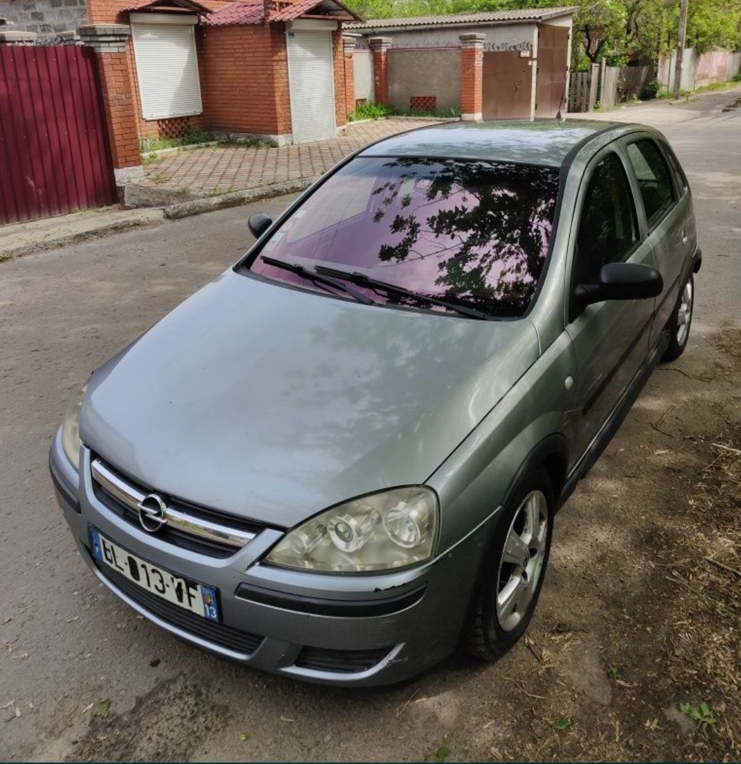 Продам Opel Corsa C  (1.3 CDTI)