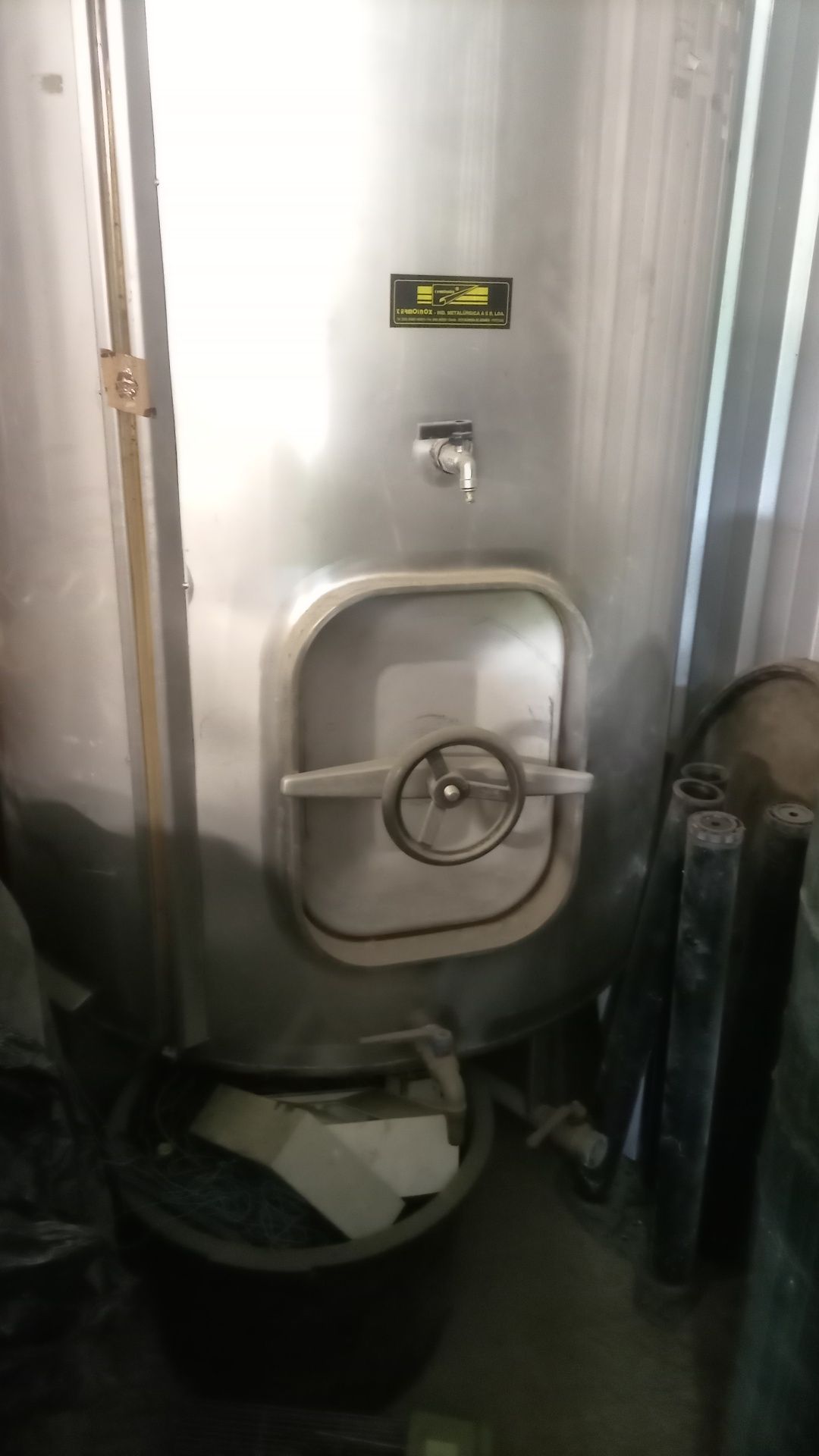 Cuba Inox 1000L.