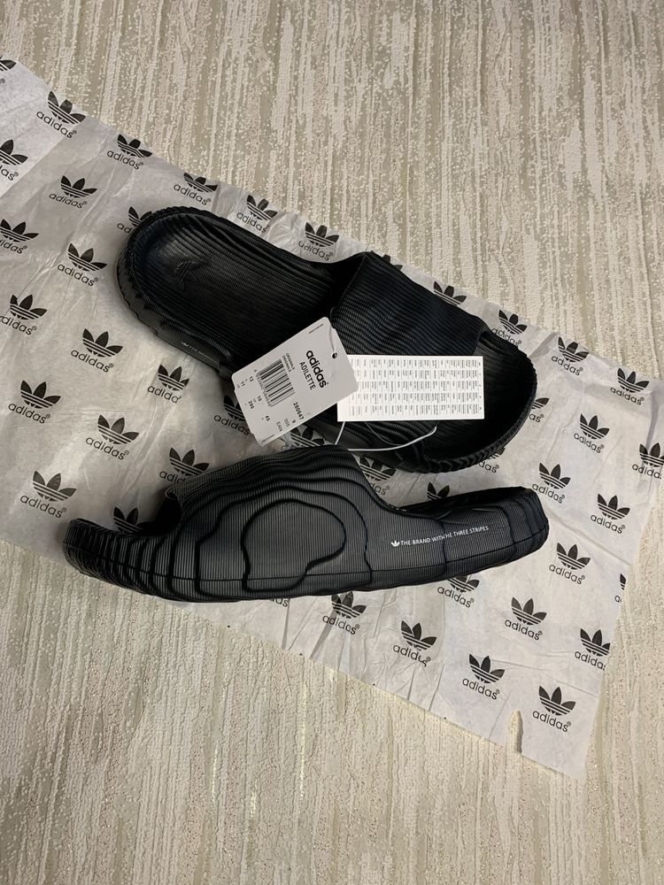 40-45 Adidas Yeezy Adilette Шльопки adidas Шльопанці adidas