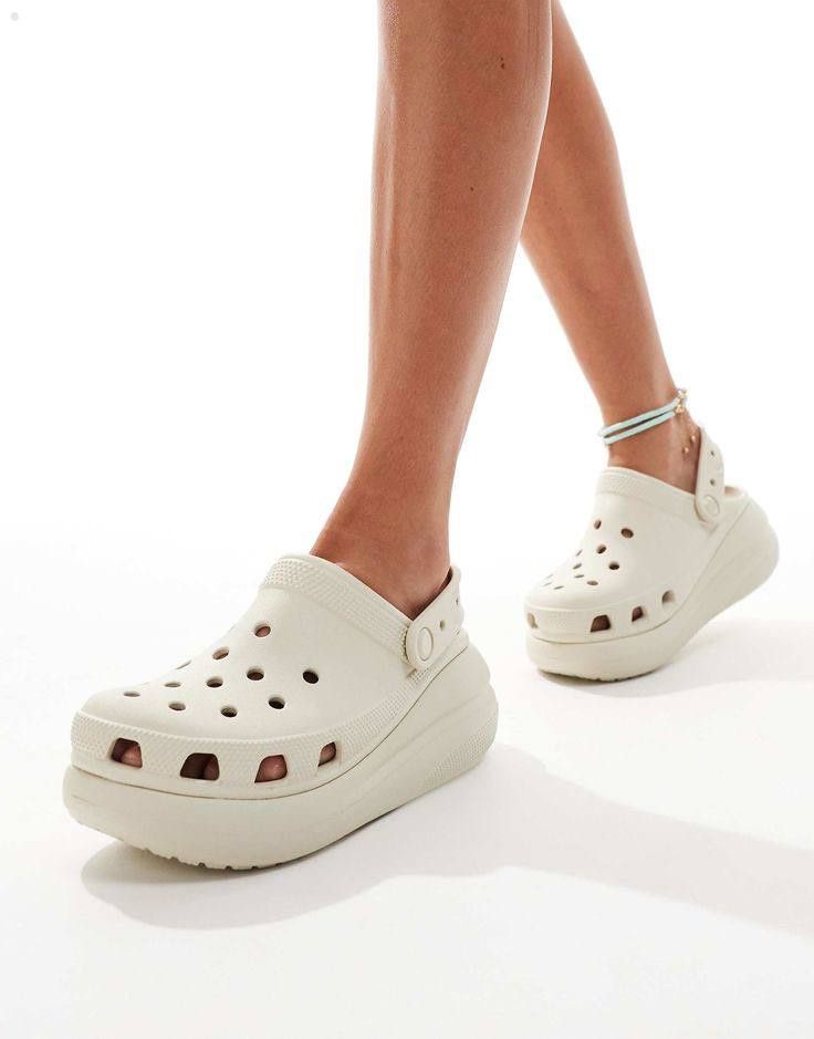 Crocs Classic Crush Clog White ЖІНОЧІ