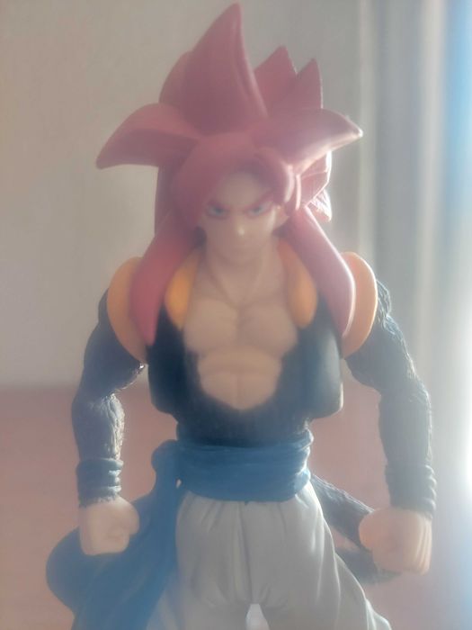 Figura de Dragon Ball Gogeta Super Saiyan 4 BANDAI