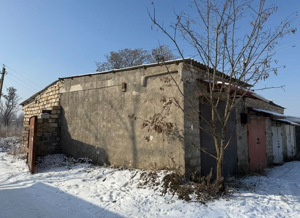 Продается гараж кооператив Лазурный