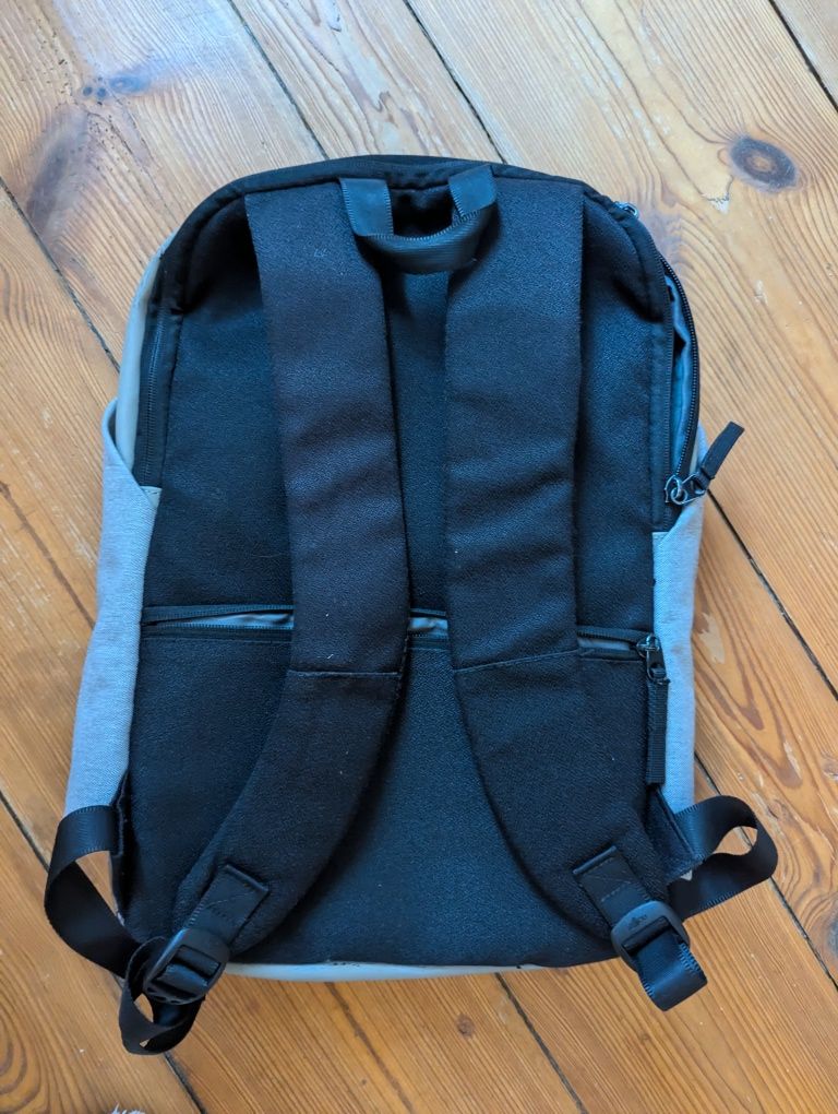 городской рюкзак антивор для ноутбука Meizu Backpack bag light grey