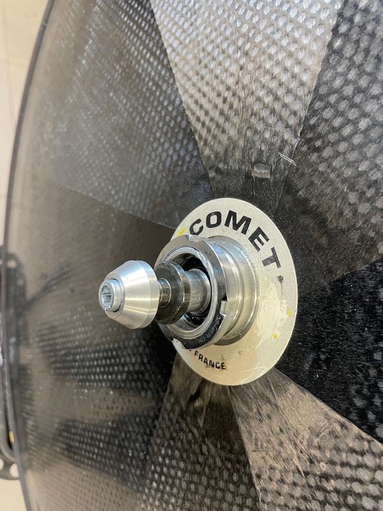 Vendo roda lenticular Mavic