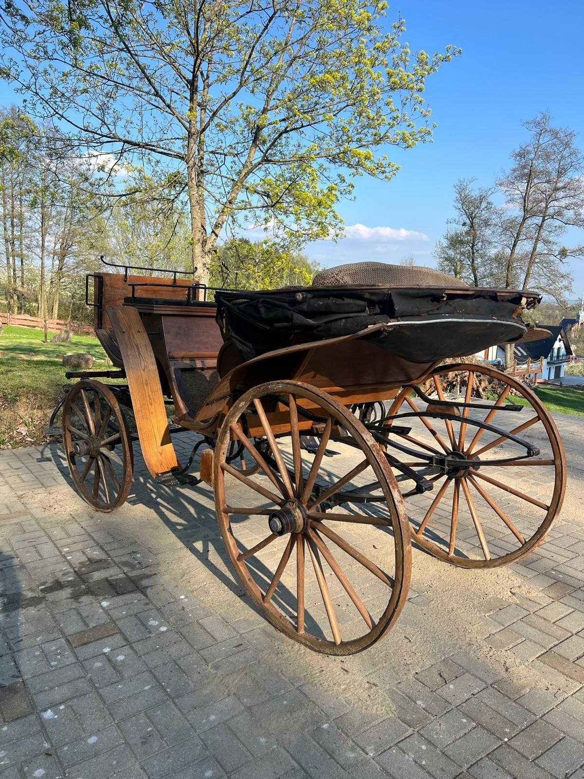 Sprzedam dwukonna bryczke.