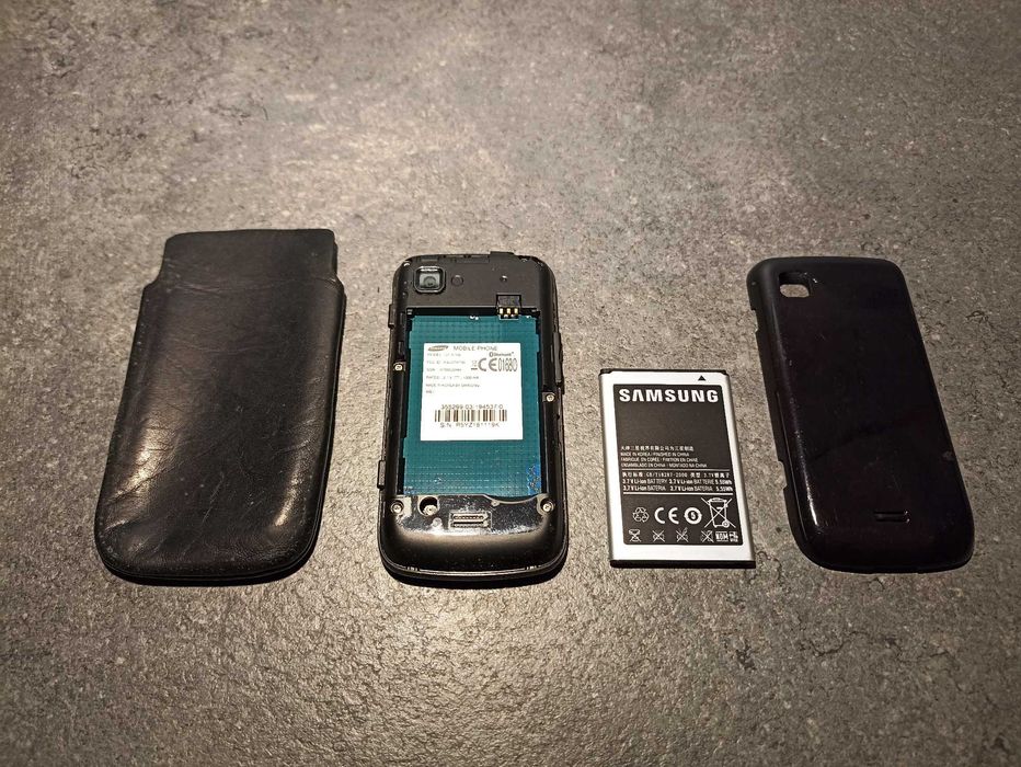 Telefon komórkowy - SAMSUNG GT-I5700 - stan idealny + etui ochronne