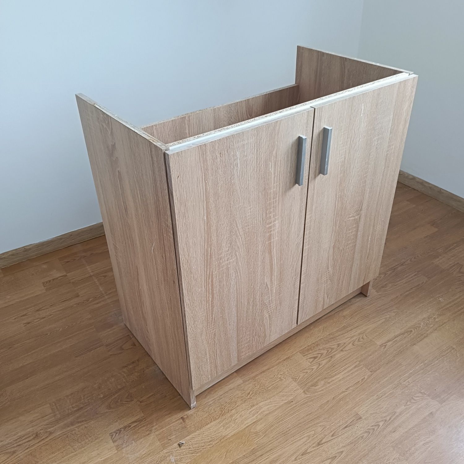 Szafka pod zlew w bardzo dobrym stanie