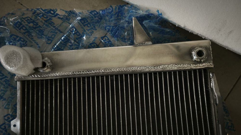 Radiador em alumínio volvo 850, S70, V70