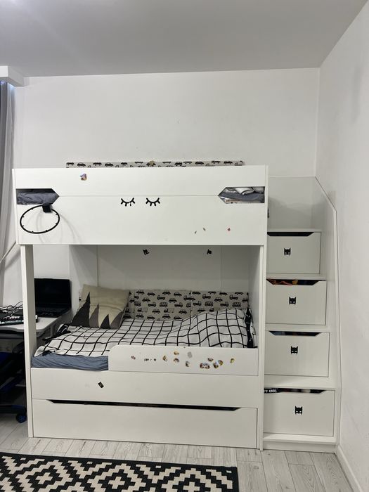 Дитяче ліжко+стінка+стелаж(дитяча кімната)