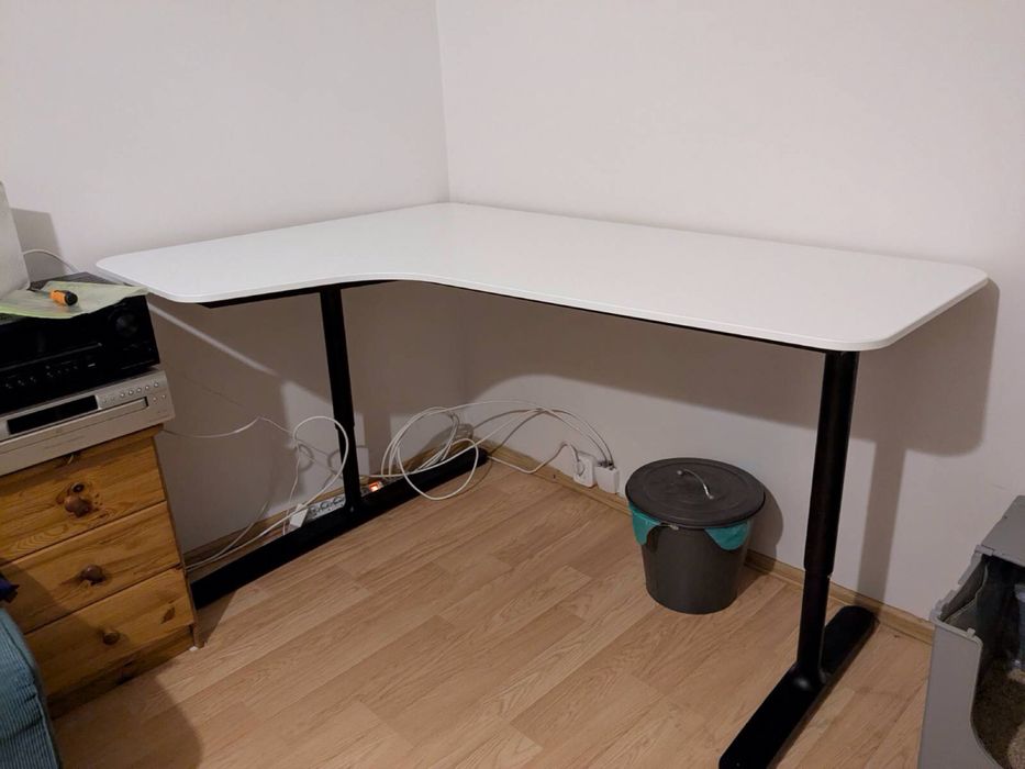 Biurko narożne lewe Ikea Bekant regulowane 160x110cm