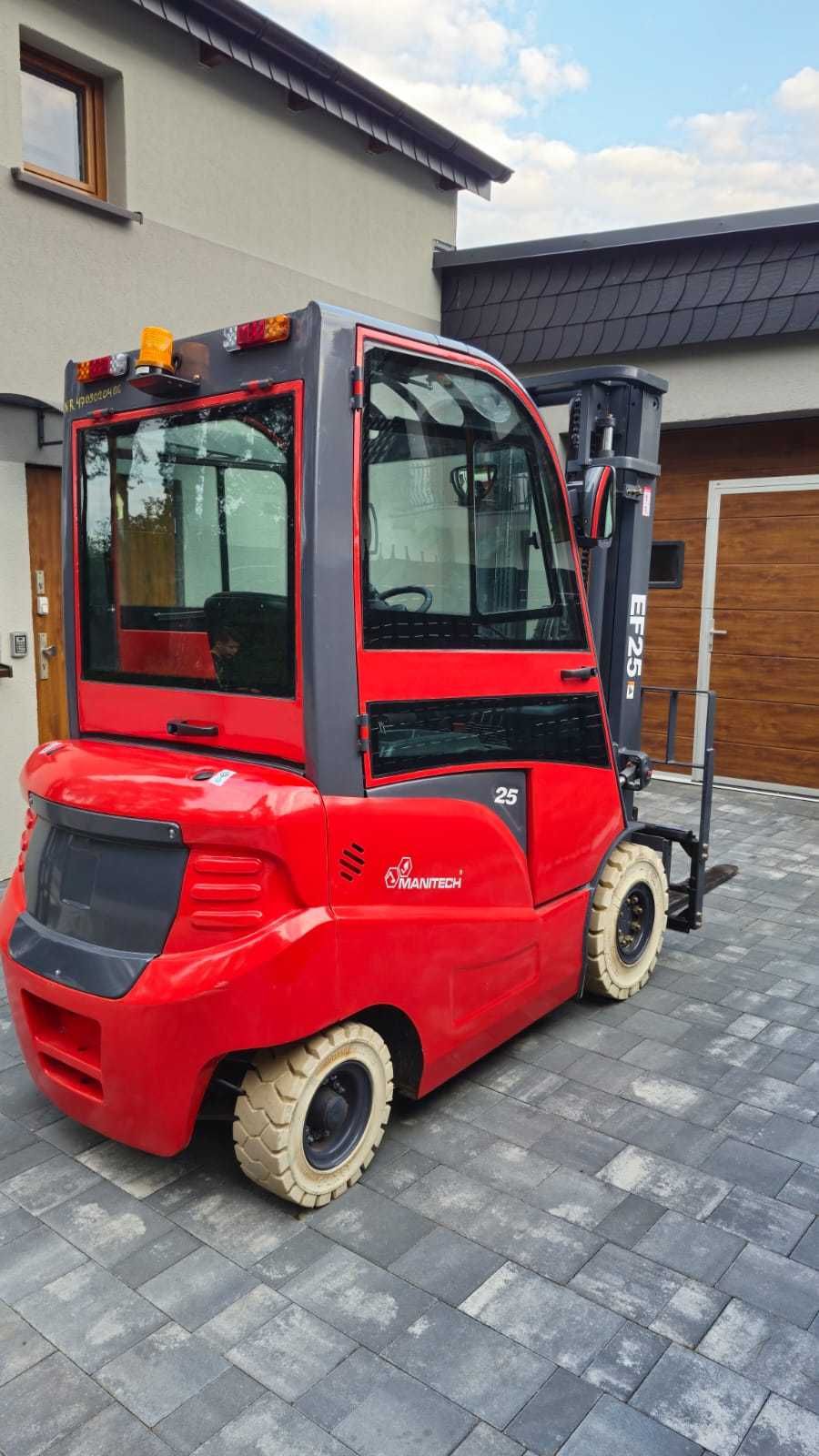 Wózek widłowy elektryczny MANITECH EF-25
