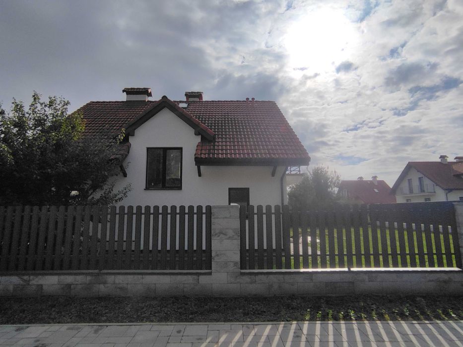 Будинок безпечне котеджне містечко, 25 хв - Київ, М03, озеро, ліс