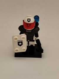 Minifigurka LEGO CMF 21 kosmiczny policjant
